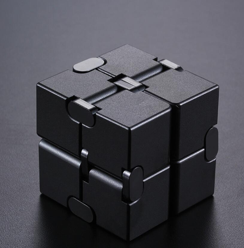 Anti-Stress-Spielzeug  Infinity-Würfel Aus Aluminium